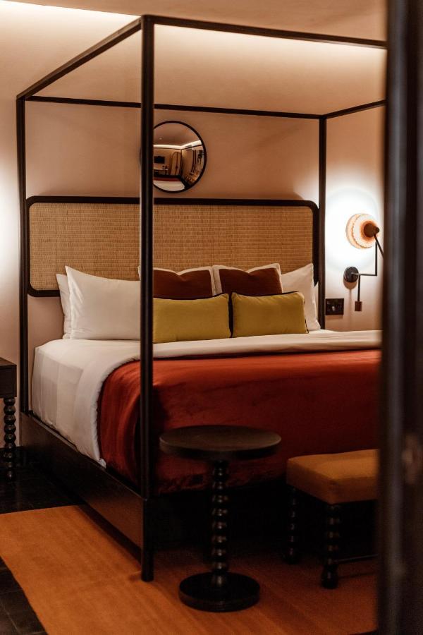 Casa Hoyos - Hotel Boutique Альенде Экстерьер фото